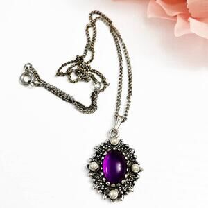 Sarah Coventry Vintage Catherine Purple Cabochon Necklace